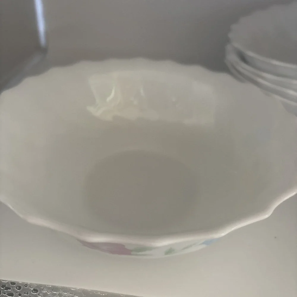 5 CHLOE by Arcopal France Floral Milk Glass Pastel Scalloped Soup Cereal Bowls
